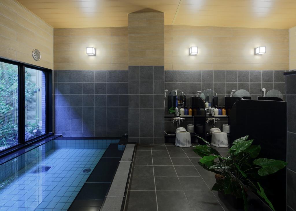 Route-inn Hita-ekimae 3*